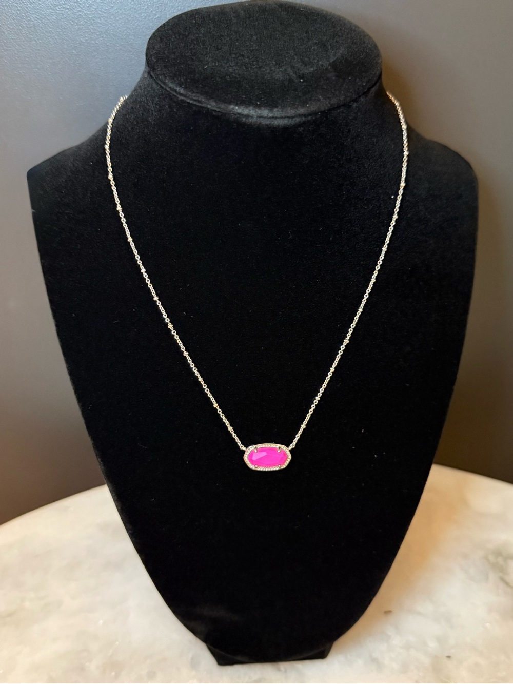 Kendra Scott Elisa Silver Pendant Necklace in Azalea Illusion